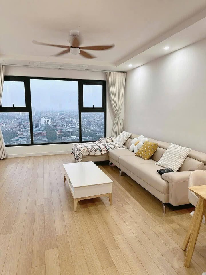 Căn hộ La Casta Hà Đông 111m² giá 10 tỷ - Tầng đẹp, hướng Đông mát mẻ!