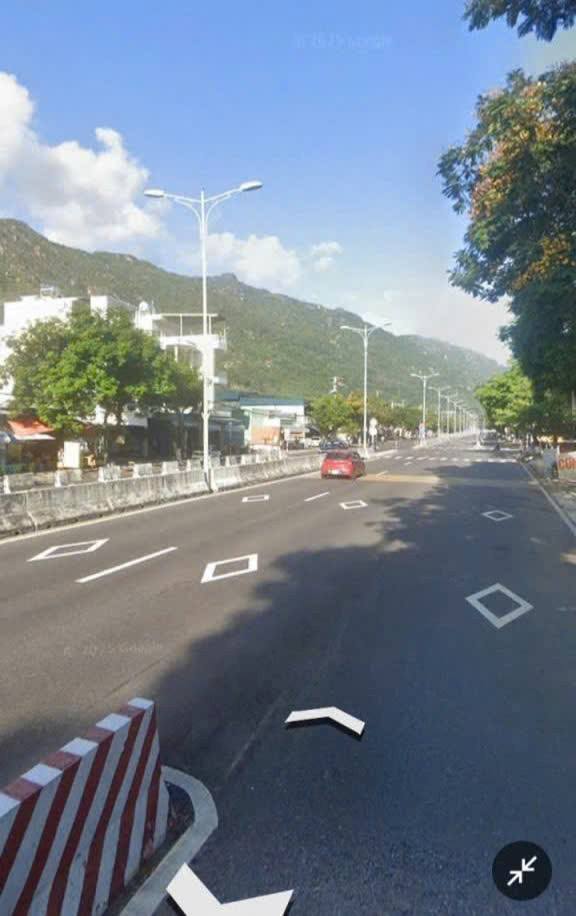 Đất mặt tiền Nguyễn Tất Thành, Nam Nha Trang 200m² chỉ 6 tỷ - Đầu tư sinh lời ngay!