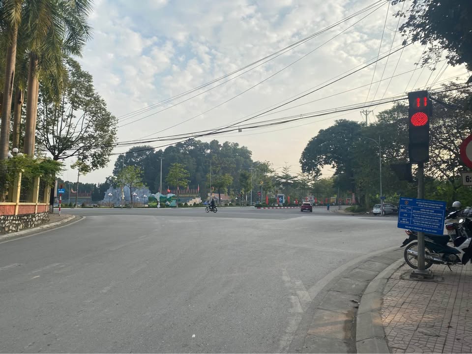 Nhà 4 tầng tại phường Minh Xuân, Tuyên Quang 64m² - View hồ đẹp, môi trường trong lành!