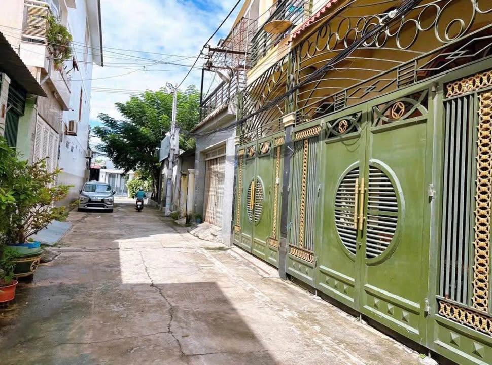 Nhà 1 Trệt 1 Lầu Phan Trung, Phú Thủy 81m² giá 3.3 tỷ - Vị trí đắc địa gần biển!