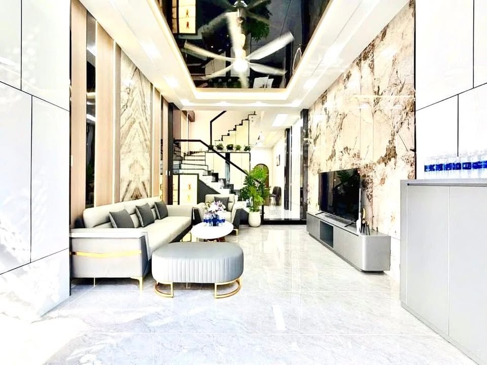 Nhà đẹp 3 tầng Gò Vấp 60m² giá 8 tỷ - Sẵn sàng vào ở ngay!