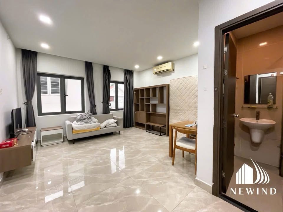 Căn hộ cho thuê Tân Phú 55m² - Không gian sống lý tưởng với ánh sáng tự nhiên!