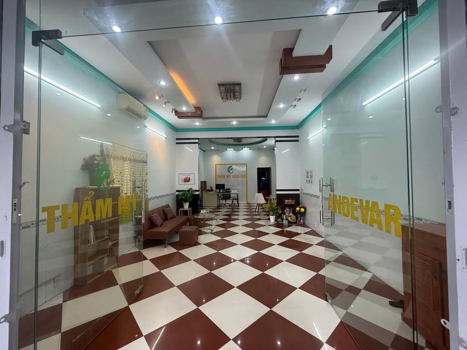 Cho thuê spa mặt tiền Trần Vĩnh Kiết, Ninh Kiều 125m² giá 15 triệu - Kinh doanh ngay!