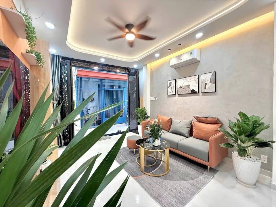 Nhà riêng hẻm xe hơi đường Huỳnh Văn Bánh, Tân Bình 33.25m² giá 6 tỷ - Nhà mới cực chất, đón Tết ngay!