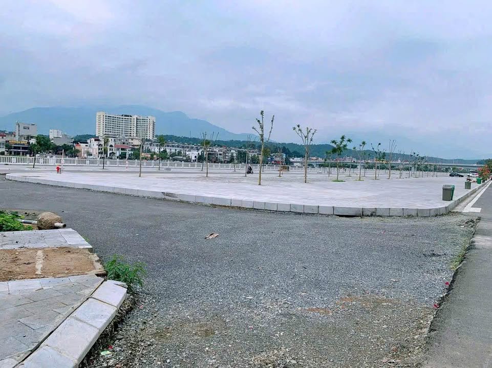 Nhà 4 tầng đường Phạm Văn Sảo, phường Lào Cai, 80m² giá 4.6 tỷ - Tiện nghi đầy đủ, sẵn sàng ở ngay!