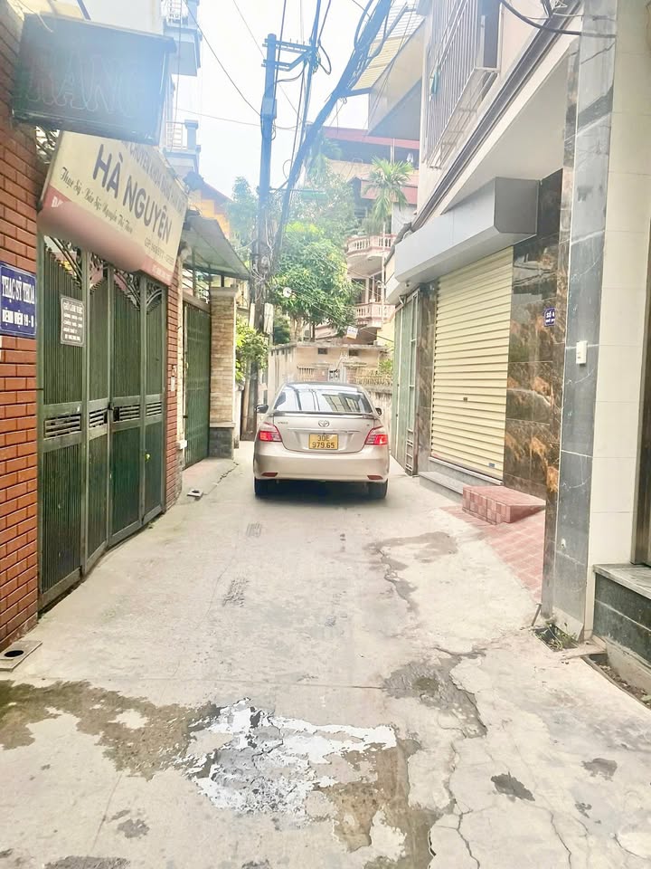 Nhà ĐH Thành Đô Hoài Đức 36m² giá 4 tỷ - Lô góc ô tô đỗ cổng!