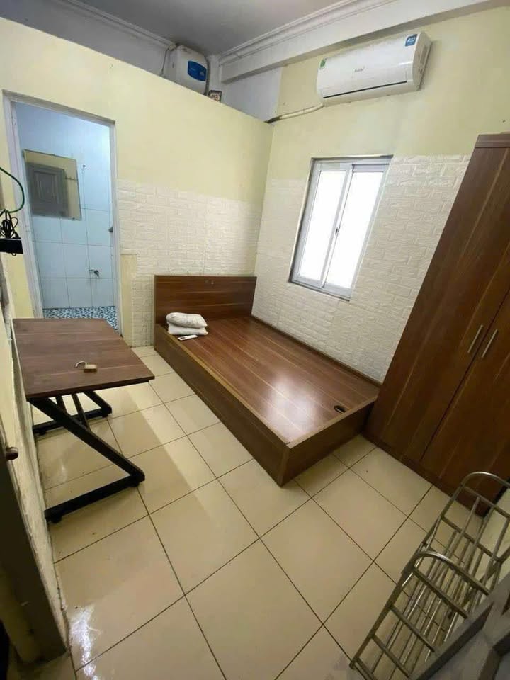 Cho thuê phòng tại Đức Thắng, Bắc Từ Liêm 15m² giá chỉ 2 triệu - Full nội thất, sạch đẹp!