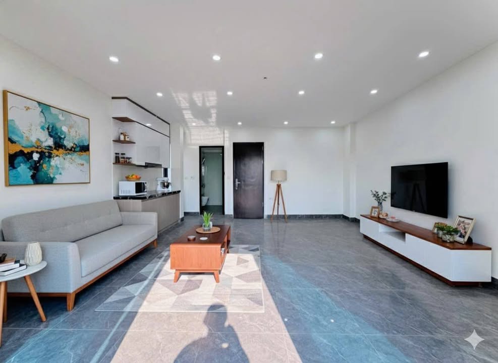 Phòng cho thuê đường Yên Xá, 37m² giá chỉ 4.5 triệu - Không gian sống lý tưởng!