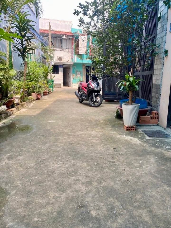 Nhà 2 Tầng Hẻm Xe Hơi Huỳnh Tấn Phát Q7 72m² giá 7.2 tỷ - Pháp lý rõ ràng!