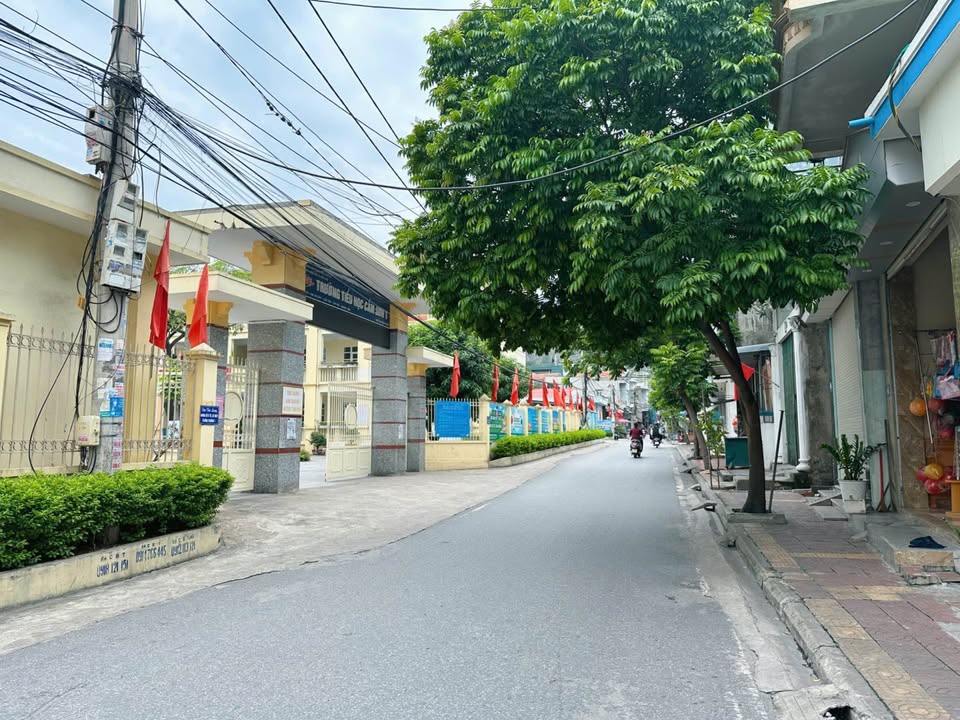 Đất nền Cẩm Sơn, Cẩm Phả 75m² giá chỉ 6xx triệu - Vị trí đắc địa, tiện ích đầy đủ!