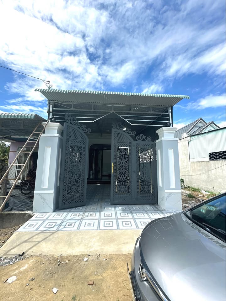 Nhà mới hoàn thiện Ninh Phú Tây Ninh 90m² giá 1.57 tỷ - Sẵn sàng vào ở!