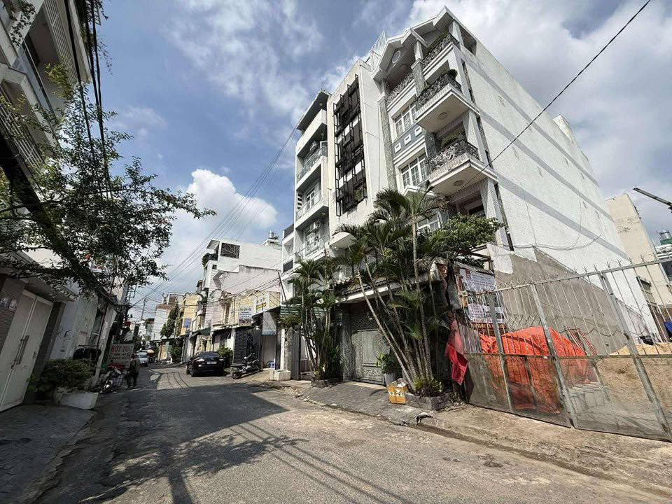 Căn hộ dịch vụ 2 mặt tiền Phan Huy Ích 152m² giá 16.5 tỷ - Đầu tư sinh lời bền vững!