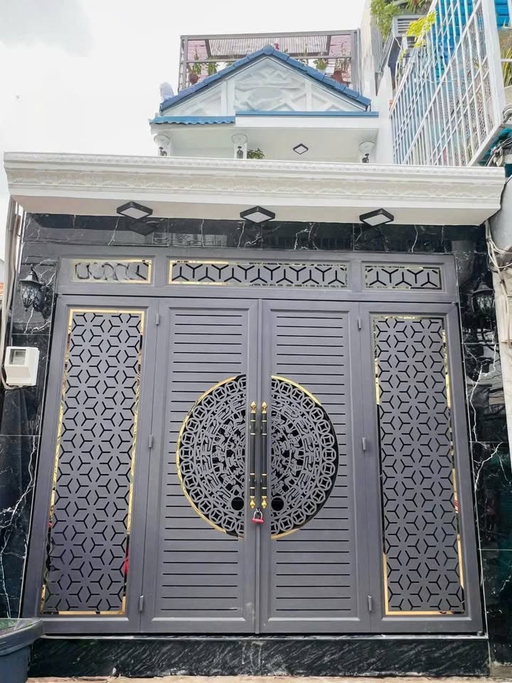 Nhà mặt tiền hẻm xe hơi 1886 Huỳnh Tấn Phát, Nhà Bè 65m² giá 6.25 tỷ - Kinh doanh đa ngành nghề!