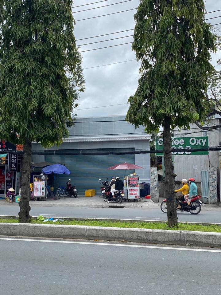 Cho thuê mặt bằng góc 2 mặt tiền đường Nguyễn Văn Cừ Ninh Kiều 475m² - Vị trí sáng đẹp, dễ nhận diện!