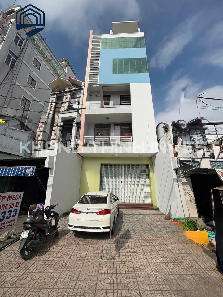 Mặt bằng cho thuê đường Hùng Vương, quận Ninh Kiều 180m² giá 50 triệu - Kinh doanh thuận lợi!