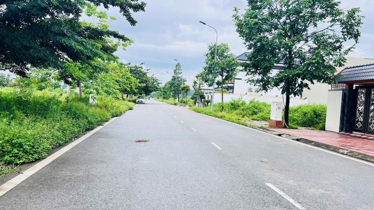 Đất nền KĐT Lạc Phú Bắc Giang 70m² giá 2 tỷ - Đầu tư sinh lời tiềm năng!