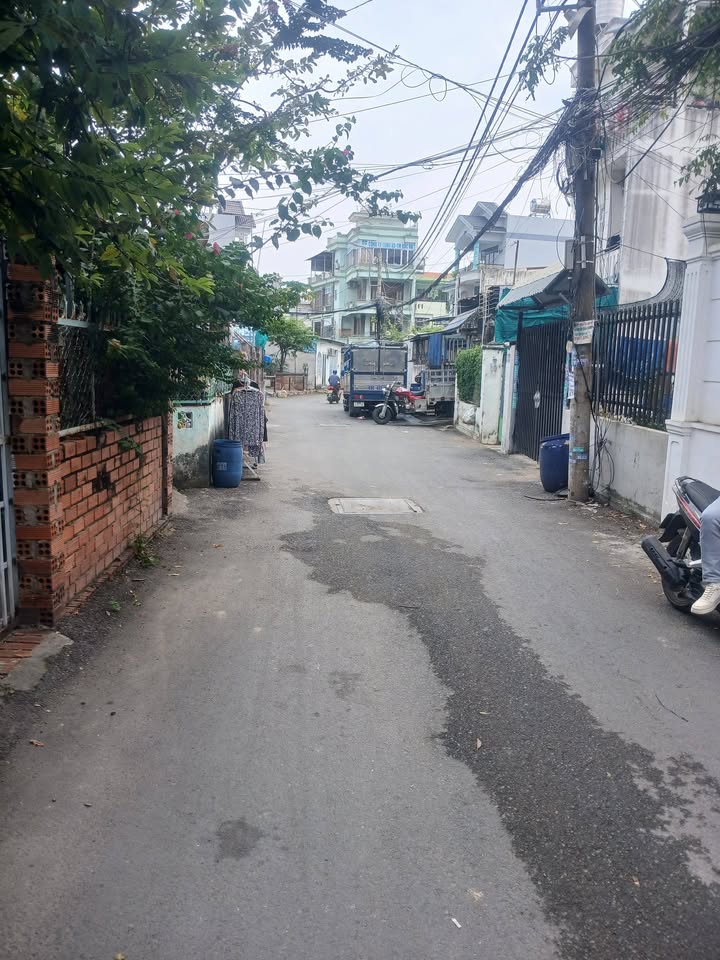 Nhà cấp 4 đường Dương Đình Hội, Quận 9, 92m² - Giá 7.7 tỷ, cơ hội sở hữu ngay!