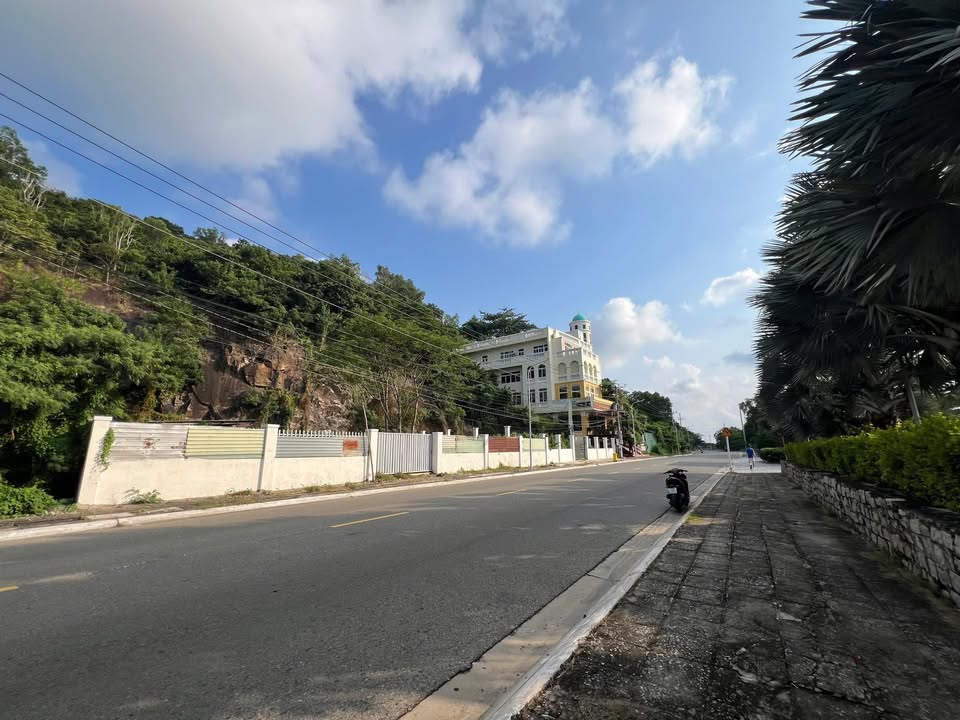 Bán đất mặt tiền Trần Phú Phường 5 TP Vũng Tàu 4.939,9m² giá 173 tỷ - Cơ hội đầu tư hiếm có!