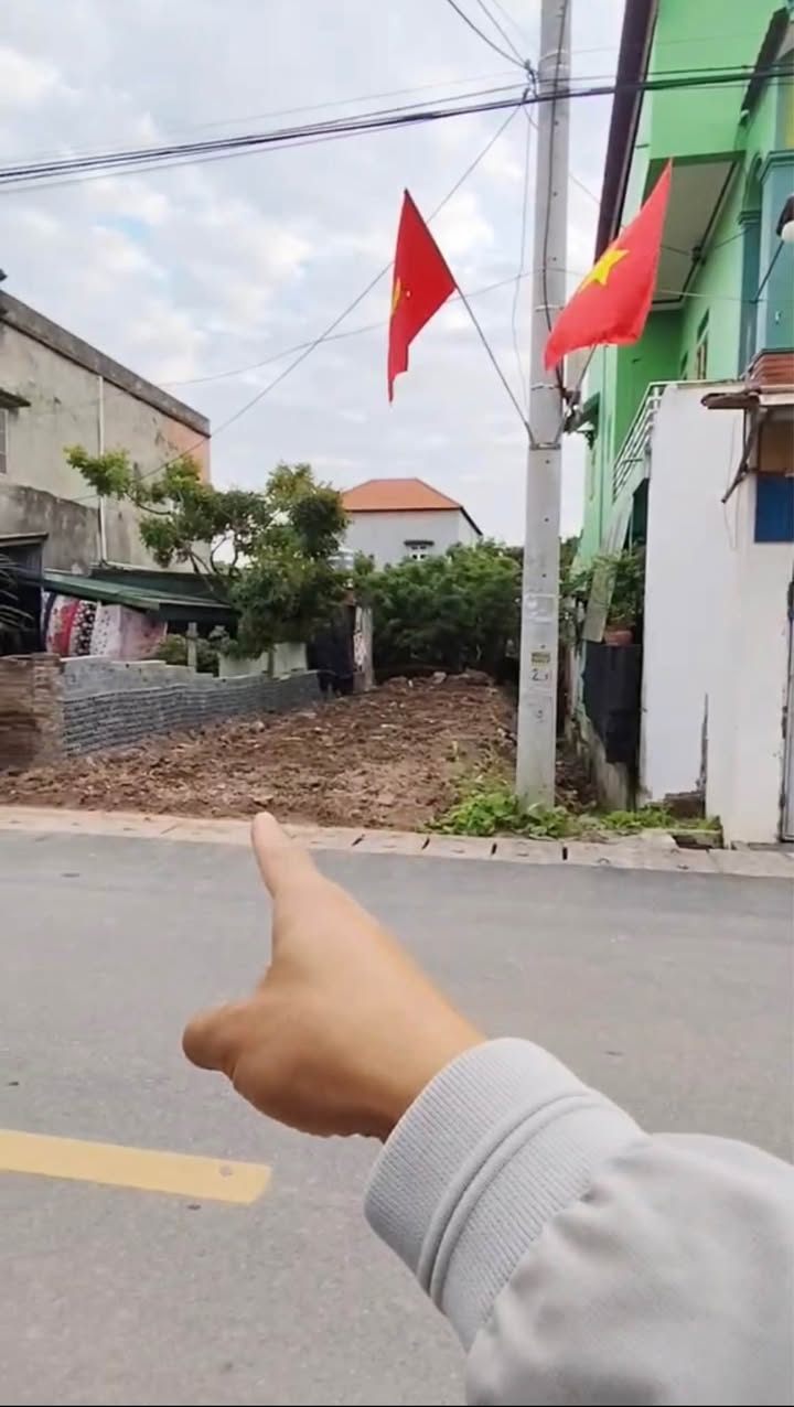 Đất nền đường Triệu Việt Vương, Khoái Châu 112m² giá 3 tỷ - Đầu tư lý tưởng!