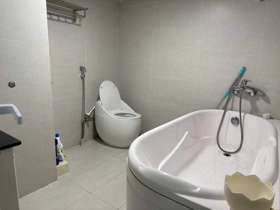 Chung cư N02 Phố Chùa Láng 78m² giá 7 tỷ - Nhà mới, thoáng sáng, sẵn sàng ở!