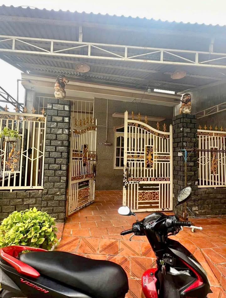 Nhà cấp 4 Tiến Thành 120m² giá 1.4 tỷ - Gần trường mầm non và chợ