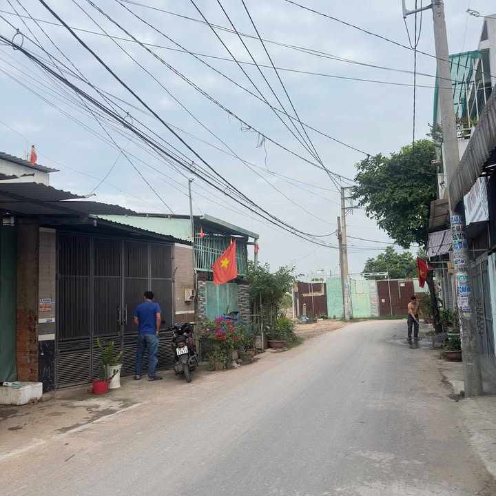 Đất nền mặt tiền đường Võ Văn Vân, 80m² giá 4.2 tỷ - Đầu tư sinh lời ngay!