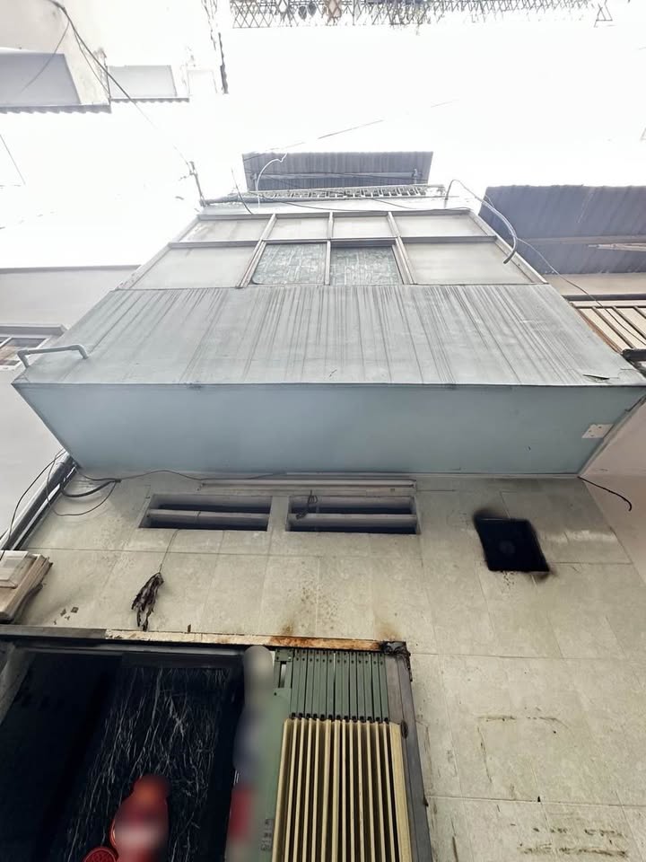 Nhà nhỏ xinh tại Ngô Thị Thu Minh, Tân Bình 8.7m² giá chỉ 2.3 tỷ - Cơ hội không thể bỏ lỡ!