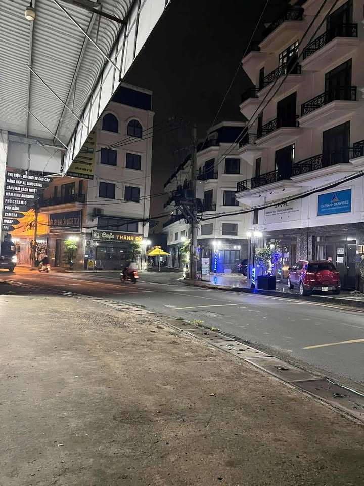 Bán gấp FrontHouse mặt tiền Tô Ngọc Vân, Q12 - 122m² giá 12.5 tỷ - Cơ hội đầu tư tuyệt vời!