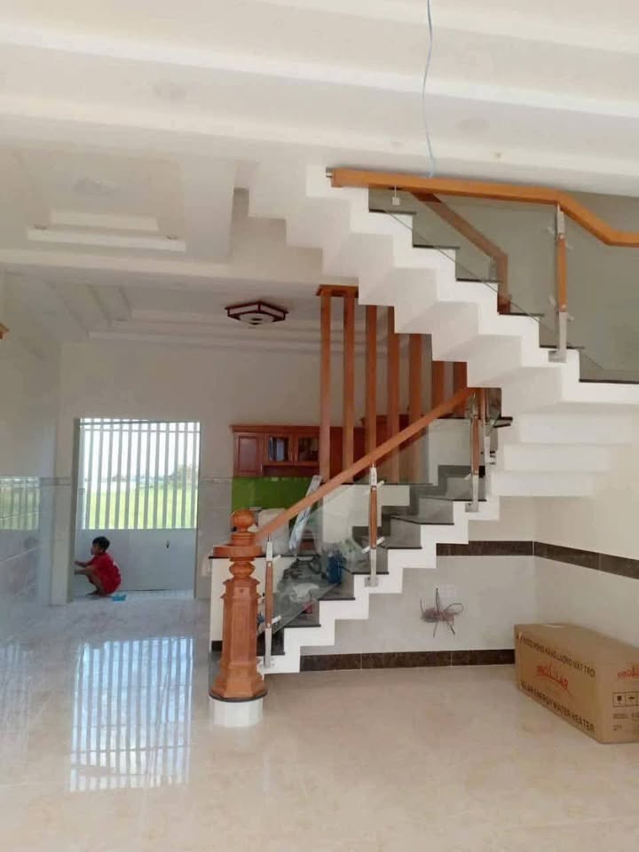 Bán Nhà Mặt Tiền Huỳnh Thị Na, Đông Thạnh 115m² giá 6.8 tỷ - Đặc quyền sở hữu ngay!