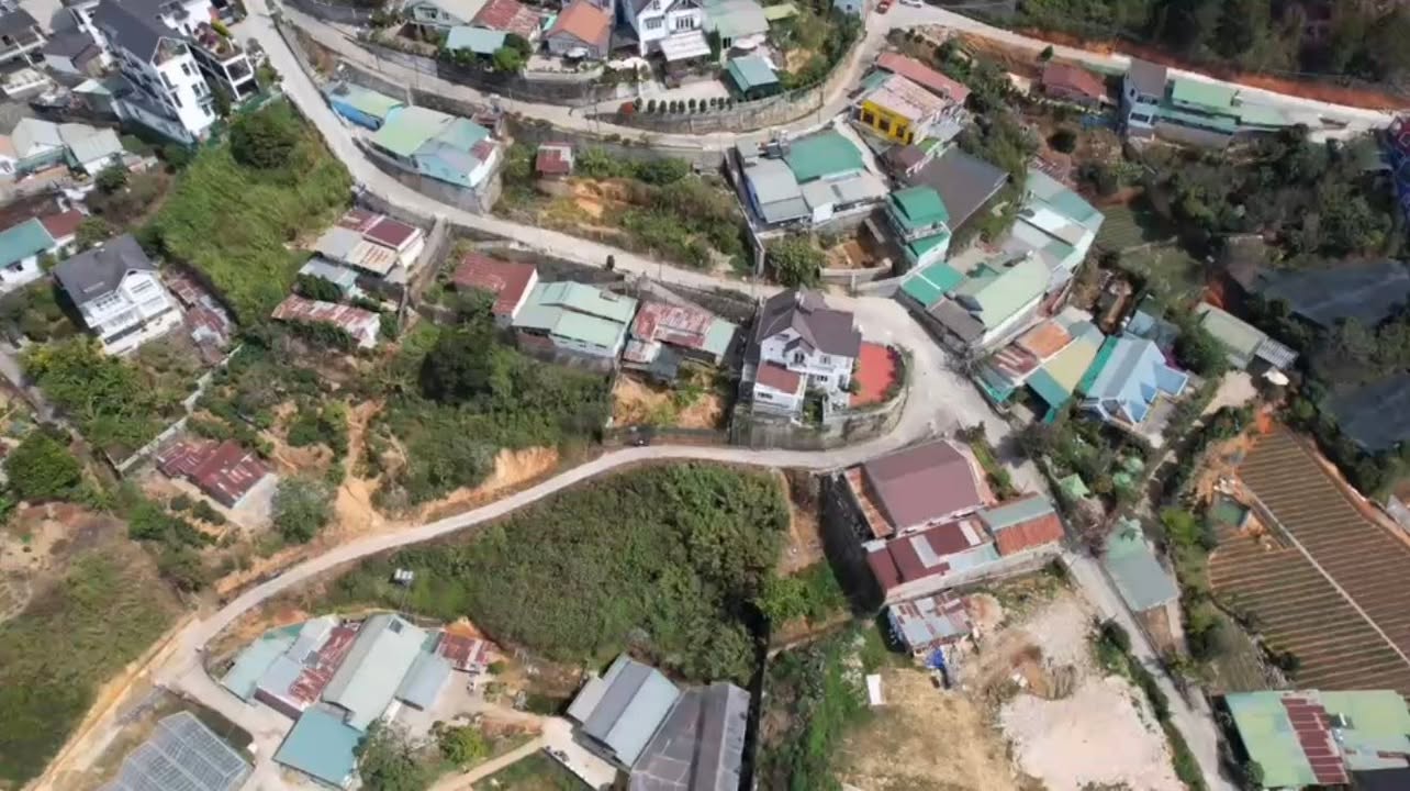 Đất hẻm xe hơi Đống Đa, Đà Lạt 900m² giá 25 tỷ - View đẹp, sổ hồng chính chủ!