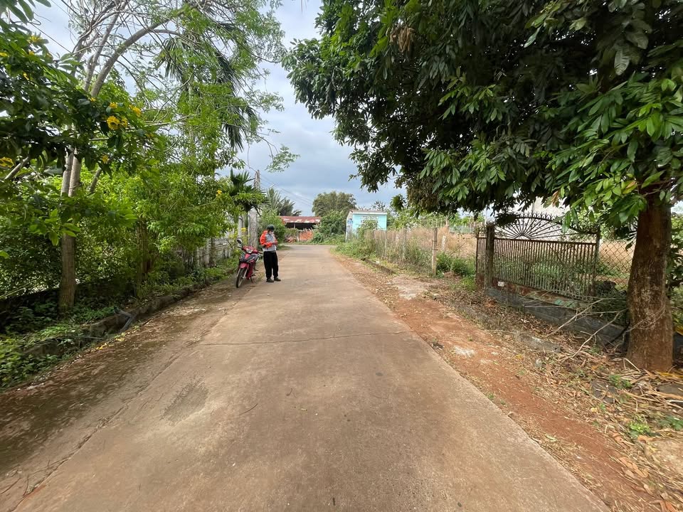 Đất nền đường Ngô Gia Tự, Quảng Phú 150m² giá 1.2 tỷ - Mặt tiền đẹp, cơ hội đầu tư hiếm có!