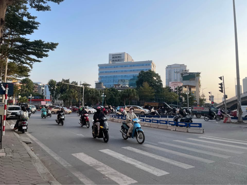 Đất nền mặt phố Hoàng Công Chất Bắc Từ Liêm 50m² giá 12.5 tỷ - Cơ hội đầu tư hấp dẫn!