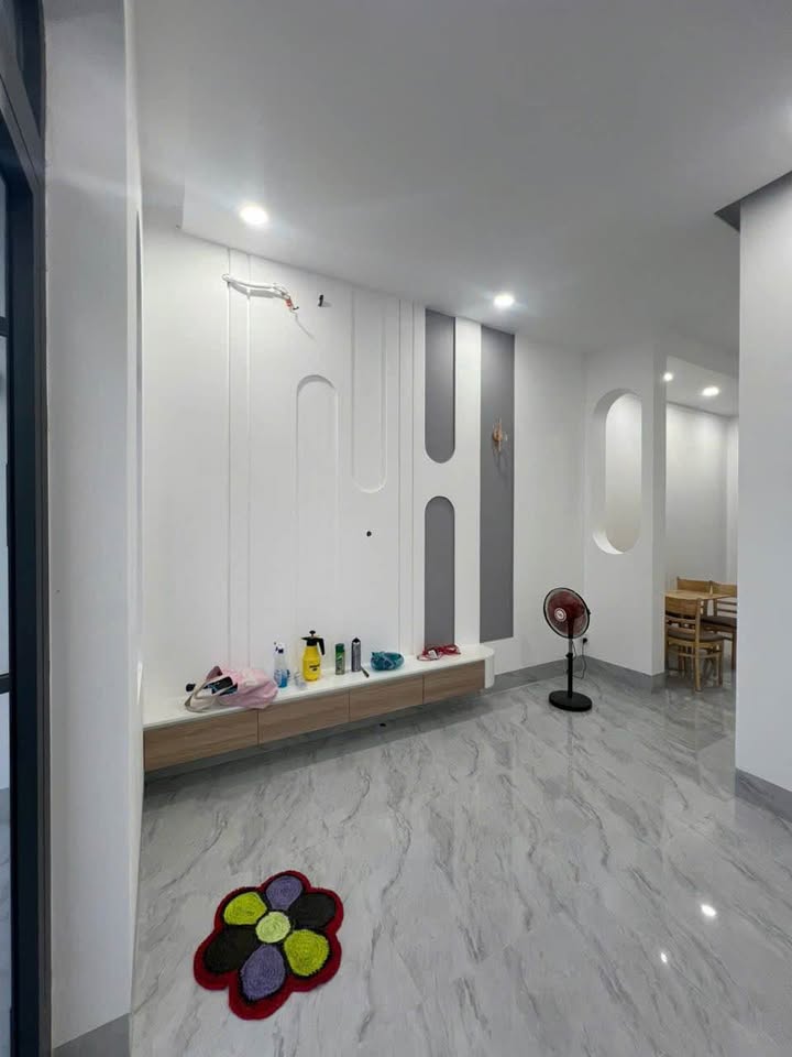 Nhà riêng khu dân cư Hàm Thắng 100m² giá 1.4 tỷ - Sổ đỏ chính chủ, đầy đủ pháp lý!