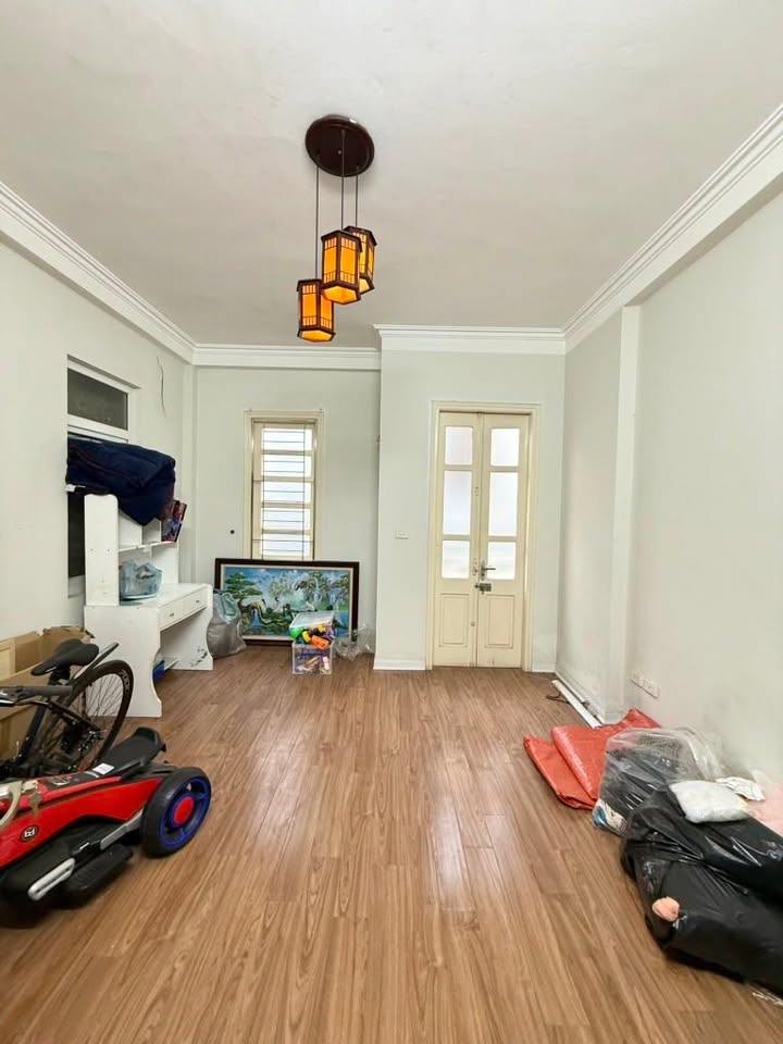 Nhà Đình Thôn 60m² giá 12.5 tỷ - Giảm ngay 1 tỷ hấp dẫn!