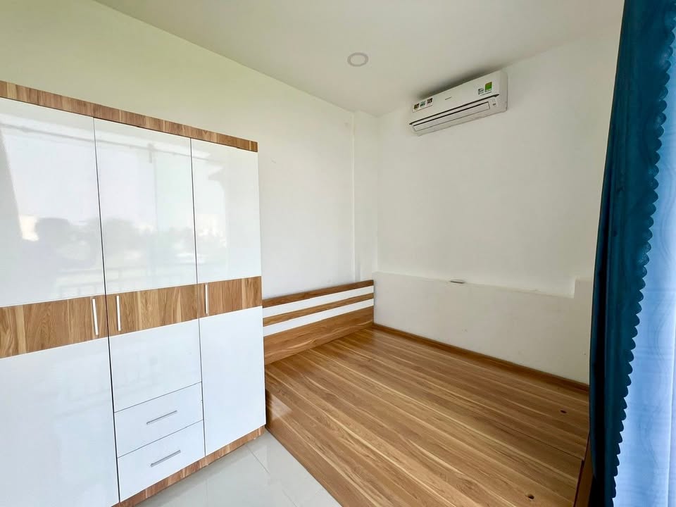 Phòng trọ Tân Bình 3 triệu - Sáng thoáng, ban công riêng!