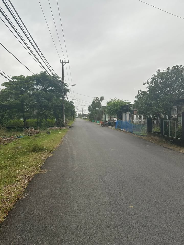 Đất nền mặt tiền Nam Sơn, Hòa Tiến, Đà Nẵng 100m² - Vị trí đẹp, giá tốt!