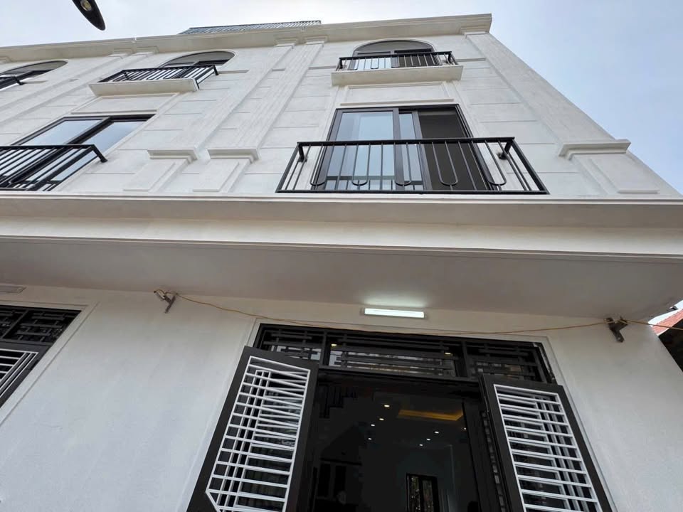 Nhà mới đẹp tại Cao Viên - Thanh Oai 34m² giá 2 tỷ - Ô tô đỗ cổng