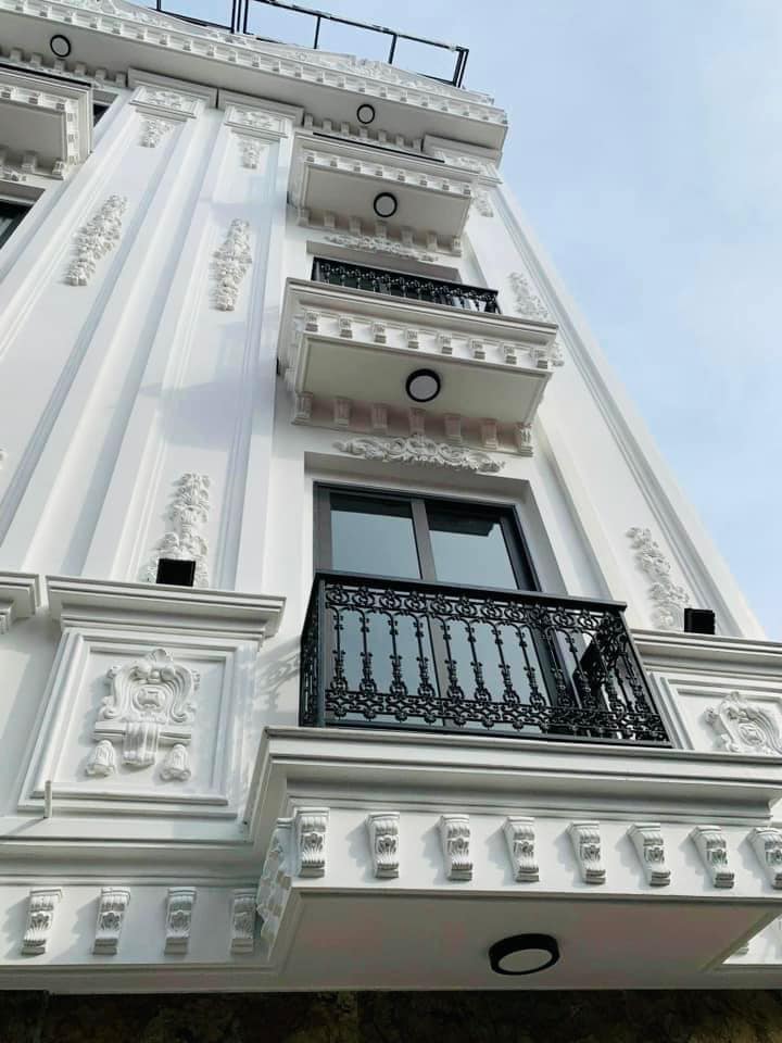 Nhà riêng Thạch Bàn 45m² giá thỏa thuận - Ô tô đỗ trong, tiện ích bạt ngàn!