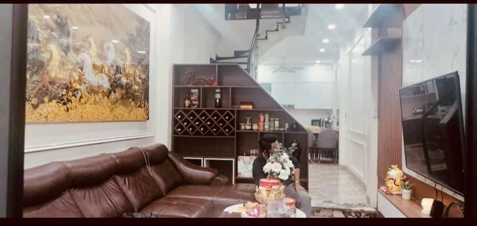 Nhà phố Thạch Bàn, Long Biên 45m² giá 4 tỷ - Thiết kế hiện đại, chính chủ!