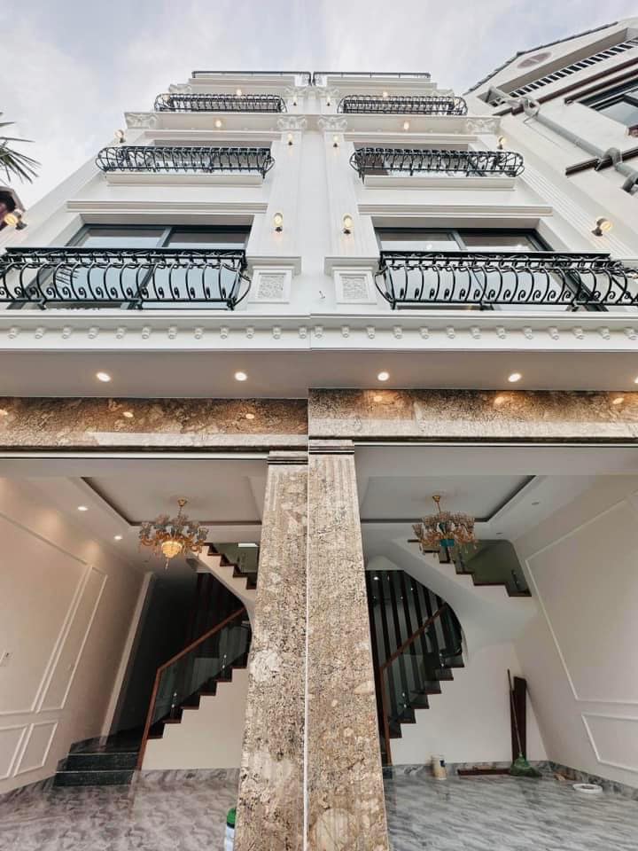 Nhà phố Thạch Bàn 55m² giá thỏa thuận - Thiết kế hiện đại, tiện ích đỉnh cao!