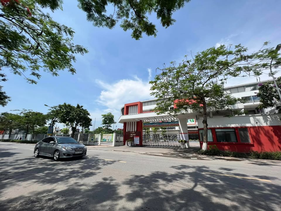 Nhà Phúc Lợi Long Biên 66m² giá 3 tỷ - Ngõ ô tô, 5m ra ô tô tránh!