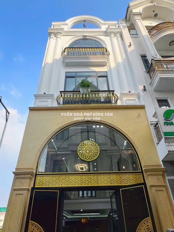 Nhà Bình Tân 51m² giá 5.55 tỷ - Chính chủ bán gấp, full nội thất!