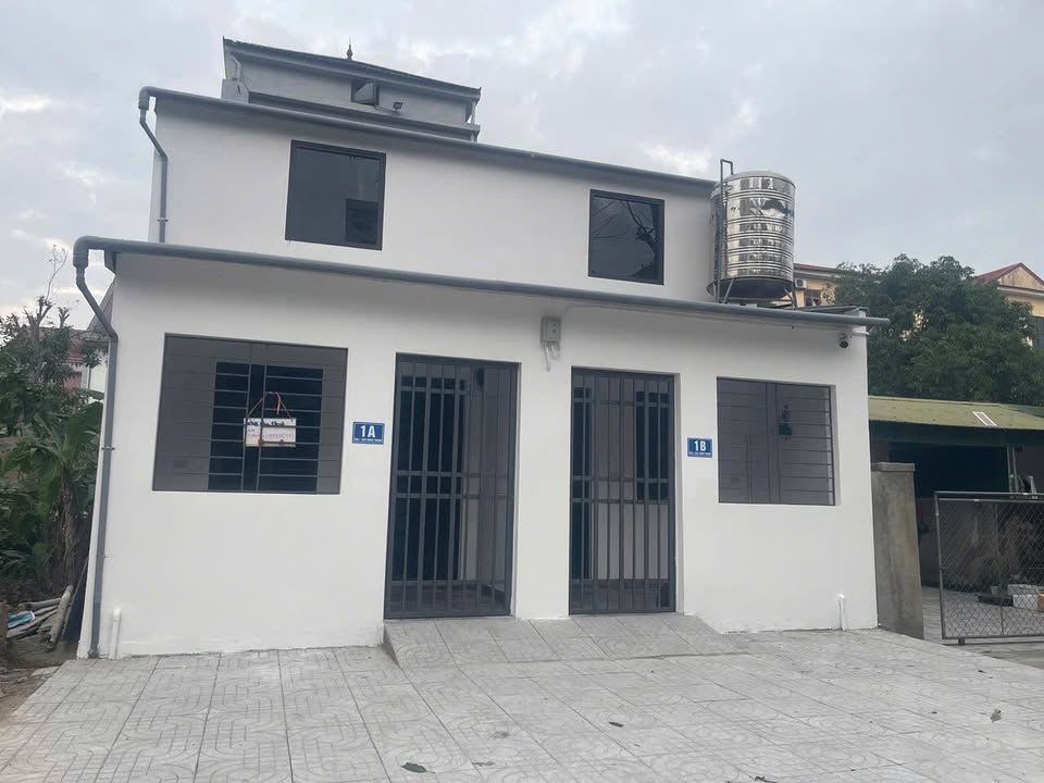 Nhà cấp 4 mới xây tại khu đô thị Hưng Lộc, 2 phòng ngủ, giá 4,5 triệu - Sẵn sàng cho thuê ngay!