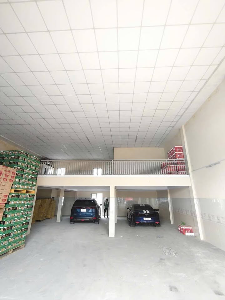 Kho xưởng cho thuê tại Xuân Thới Thượng, Hóc Môn - Diện tích 400m² chỉ 29 triệu/tháng!