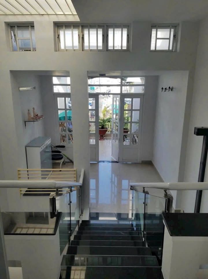 Nhà phố 1 trệt 2 lầu tại Mỹ Long, Long Xuyên - 56m² giá 6.2 tỷ - Cho thuê 13 triệu/tháng