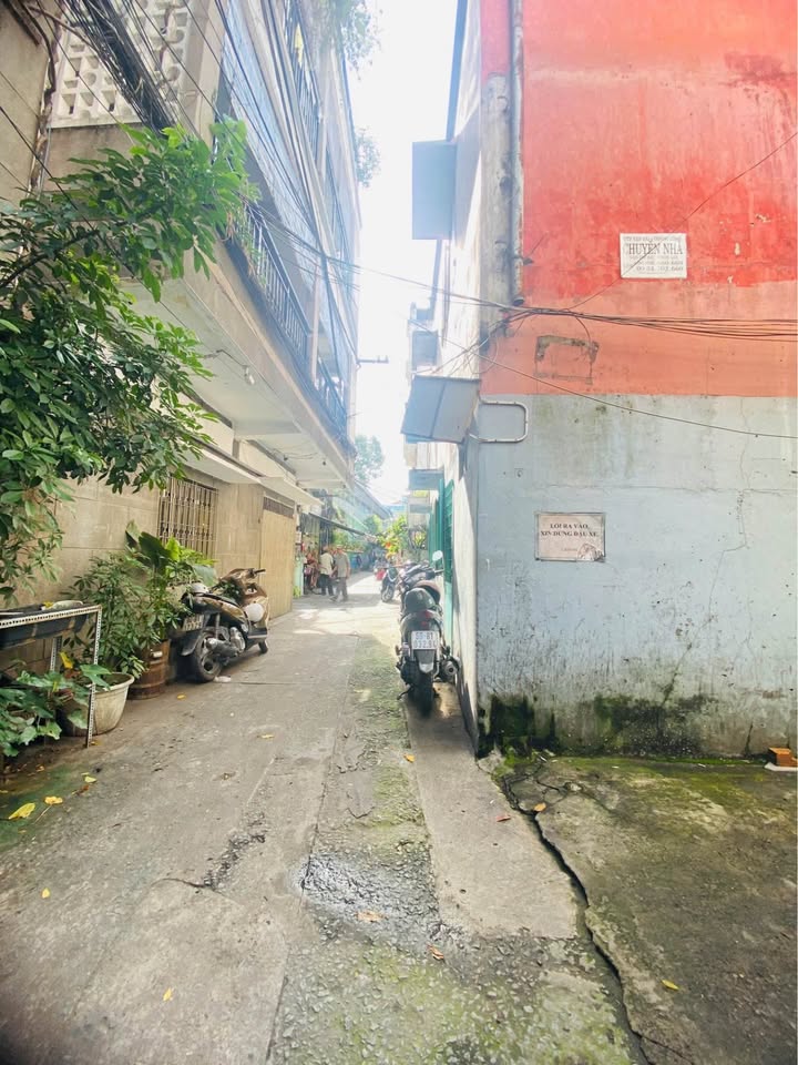 Nhà riêng Điện Biên Phủ, Quận 10, 81m² giá 8.2 tỷ - Tiềm năng xây CHDV!