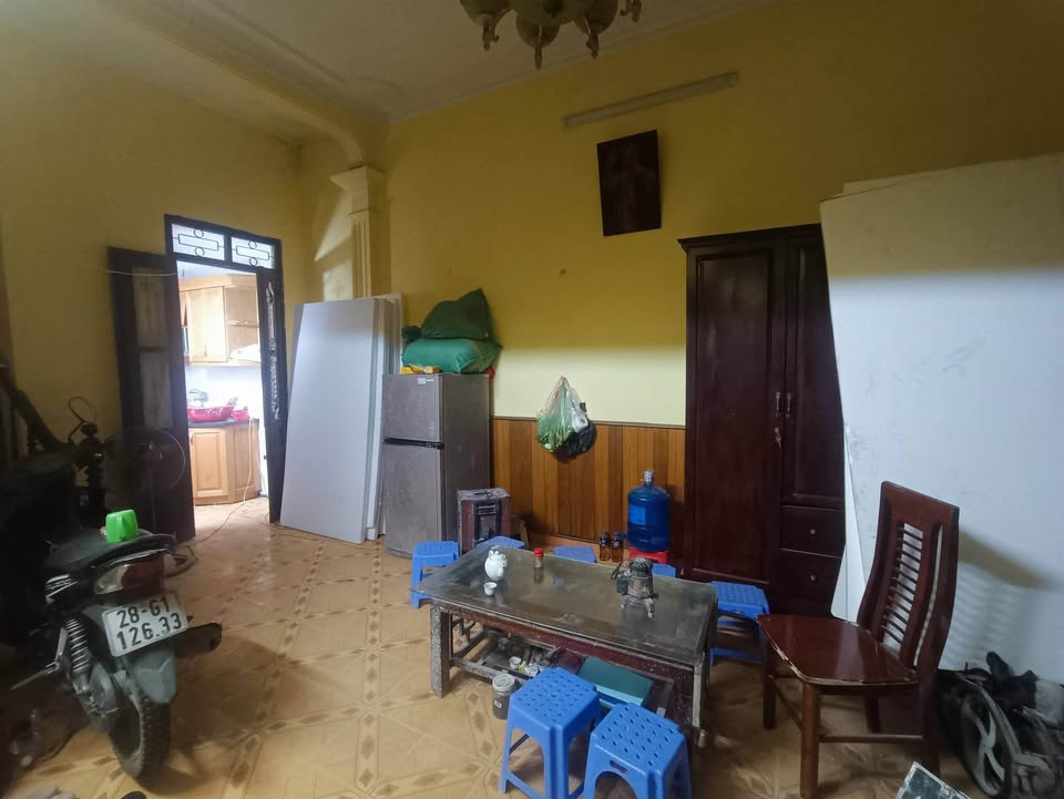 Nhà phố Tô Vĩnh Diện 32m² giá 13.5 tỷ - Sổ đỏ chính chủ, ô tô vào tận nơi!