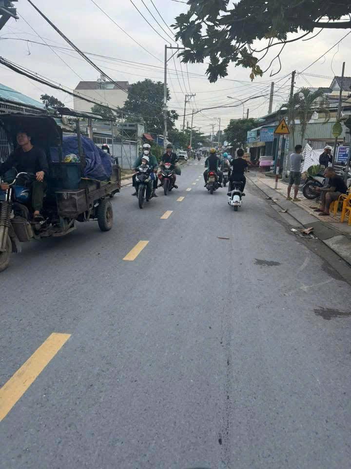 Đất thổ cư mặt tiền Tân Xuân 2, Hóc Môn 200m² giá 6.5 tỷ - Cơ hội đầu tư hấp dẫn!