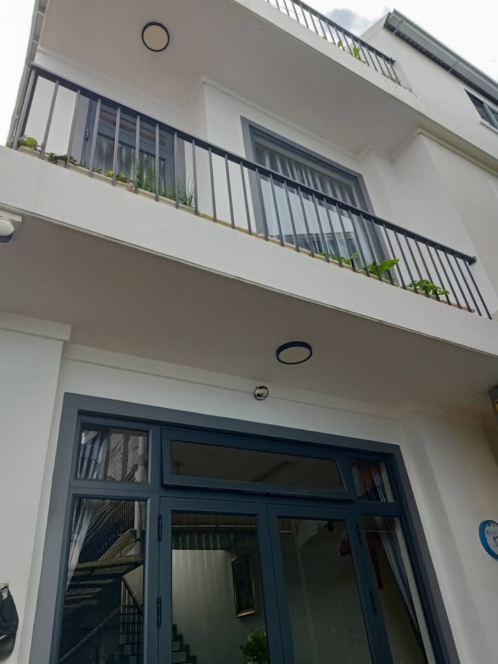 Nhà Sổ Xây Dựng An Bình, Phường 3, Đà Lạt - 40m² giá 3 tỷ - Thiết kế hiện đại, ô tô vào tận nhà!