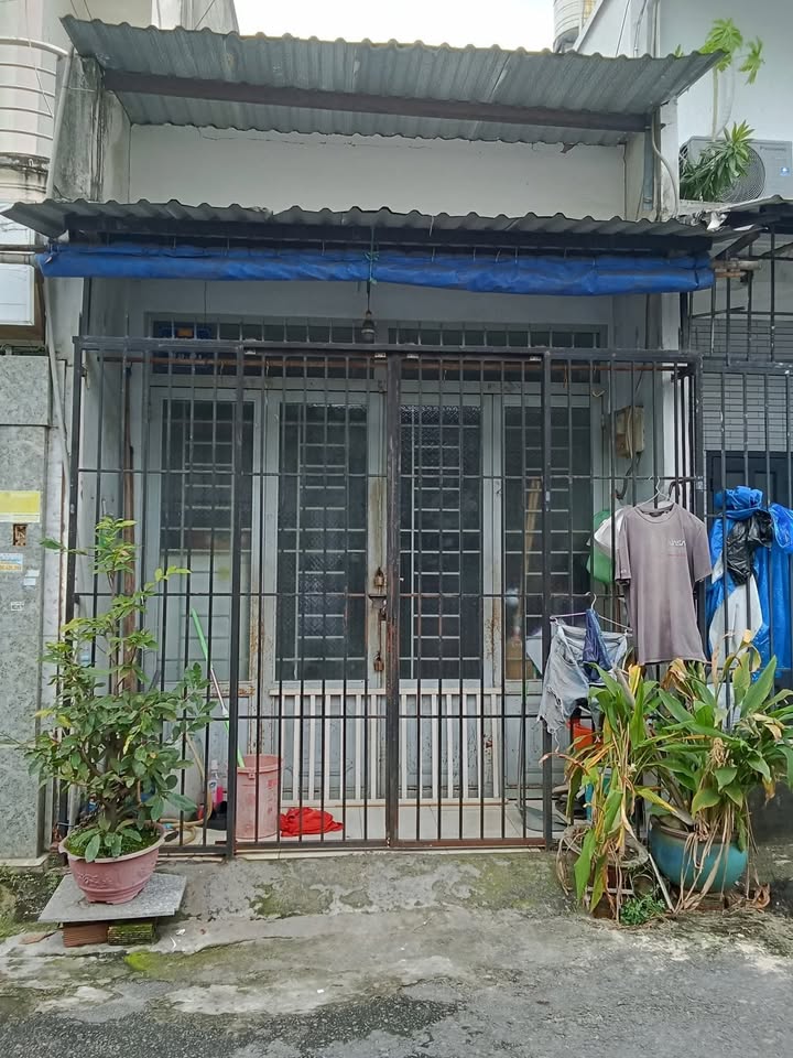 Nhà mặt tiền đường ĐT 5, ấp 5 Đông Thạnh, 49.5m² giá 1.85 tỷ - Đầu tư kinh doanh tuyệt vời!